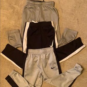 Set of 3 nike sweats